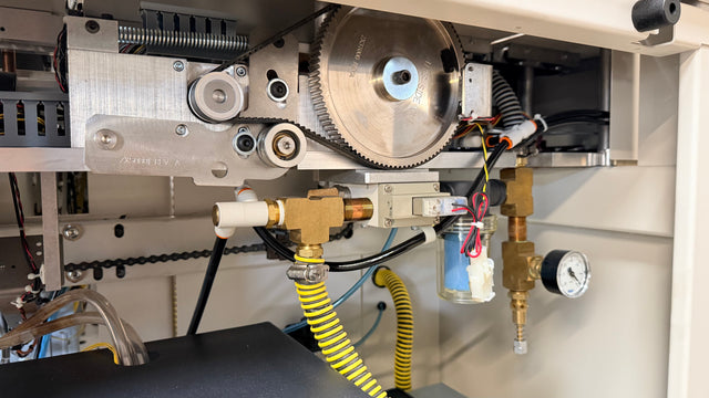 2014 BlueCrest/Pitney Bowes 3-Station Rival with Windows 7