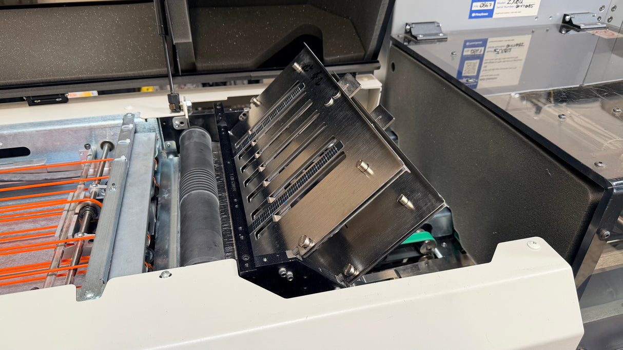 2014 BlueCrest/Pitney Bowes 3-Station Rival with Windows 7 – Only 1.9 Million Cycles!