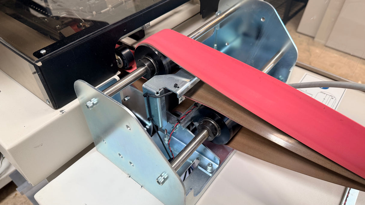 2014 BlueCrest/Pitney Bowes 3-Station Rival with Windows 7 – Only 1.9 Million Cycles!