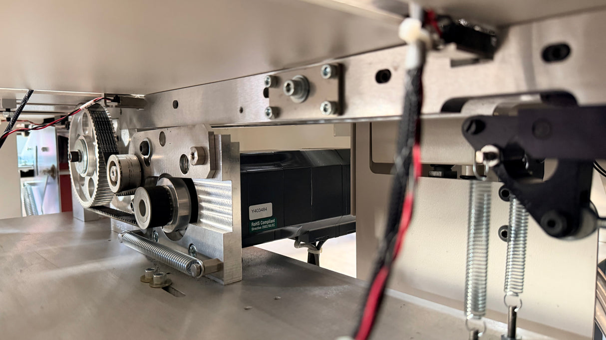 2014 BlueCrest/Pitney Bowes 3-Station Rival with Windows 7 – Only 1.9 Million Cycles!