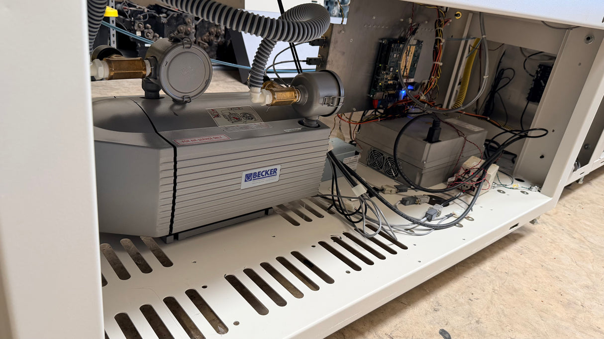 2014 BlueCrest/Pitney Bowes 3-Station Rival with Windows 7 – Only 1.9 Million Cycles!
